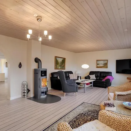 Holiday home 1 Bedroom Beautiful In *